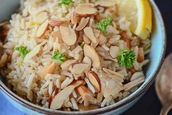 Arroz com Amêndoas e Cogumelos