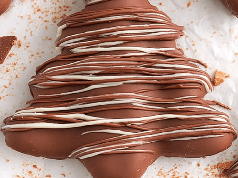 Árvores Natalinas de Chocolate e Pasta de Amendoim