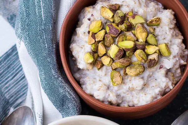 Aveia Noturna com Pistache e Gengibre