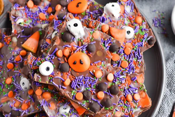 Bark Halloween Colorido