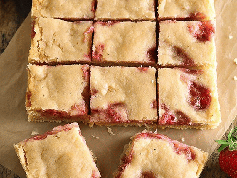Blondies de Morango Fresco