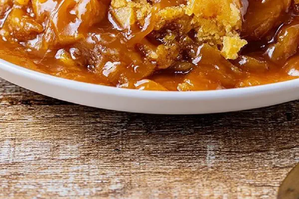 Bolo de Maçã com Caramelo