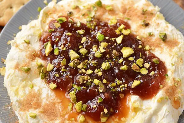 Brie Batido com Geleia