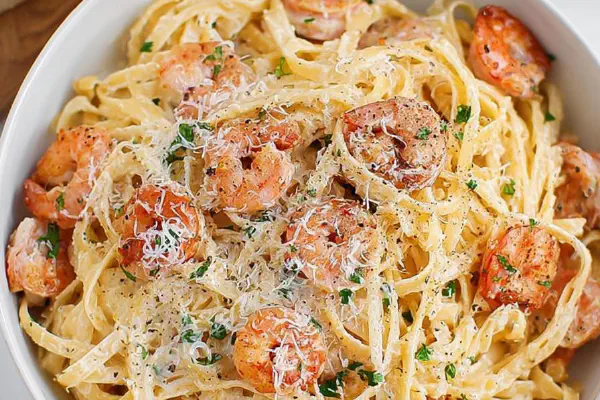 Camarão Cajun Alfredo