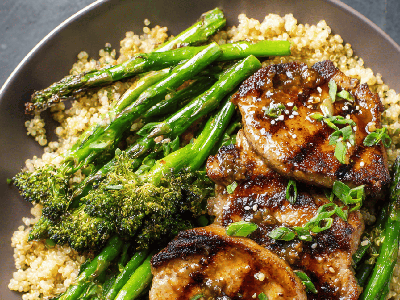 Côtelettes de Porco com Quinoa
