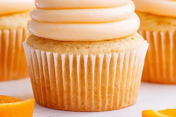 Cupcakes Cremosos de Laranja