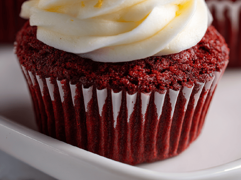 Cupcakes Vermelho Intenso