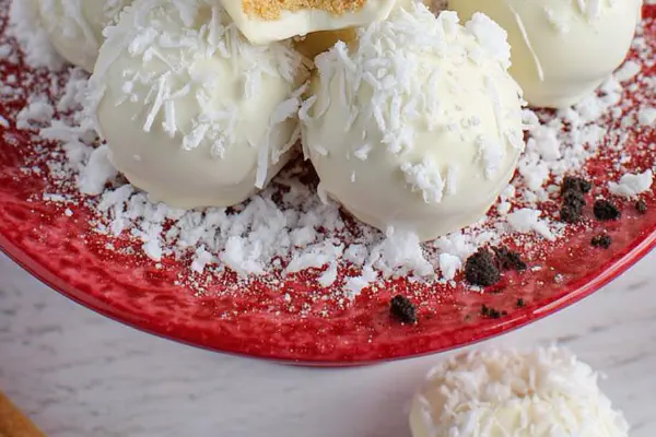 Docinhos Ovos com OREO