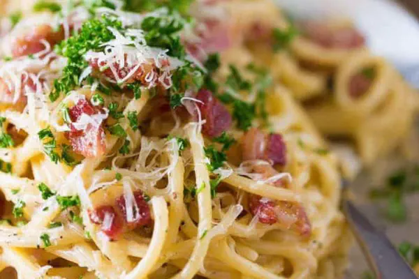 Espaguete Carbonara Cremoso