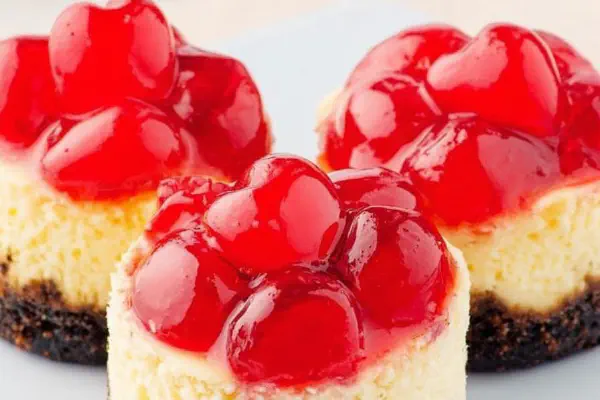 Mini cheesecake de cereja