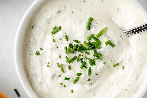 Molho Cremoso de Raiz-forte