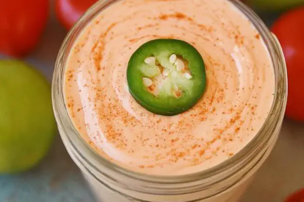 Molho Doce de Sriracha com Creme Azedo