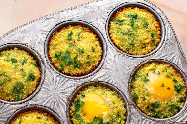 Muffins Matinais de Quinoa e Ovo
