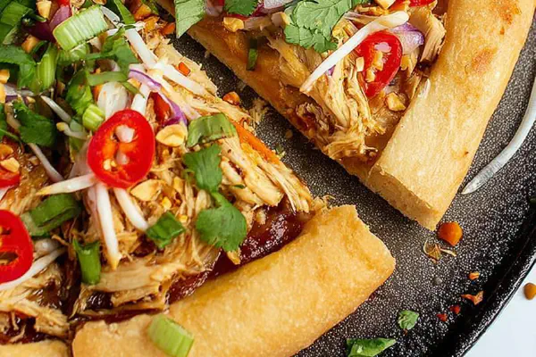 Pizza Thai de Frango com Satay