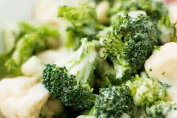 Salada Crocante Brócolis Couve-flor