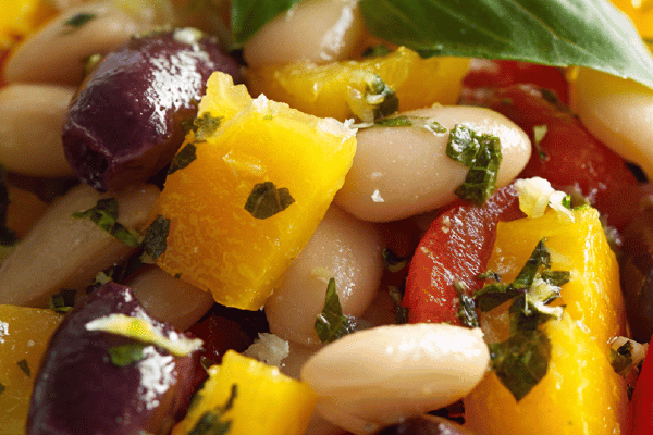 Salada de Feijão Branco com Toque Cítrico