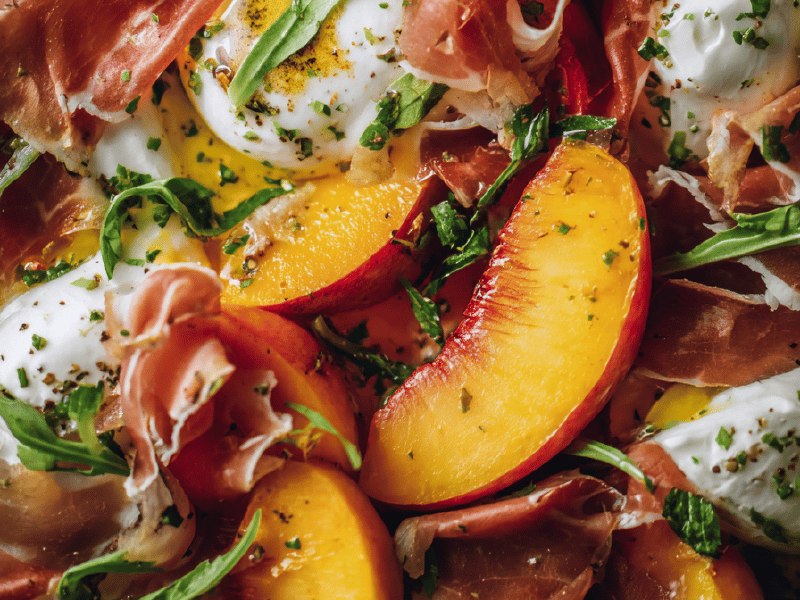Salada de Pêssego e Mozzarella
