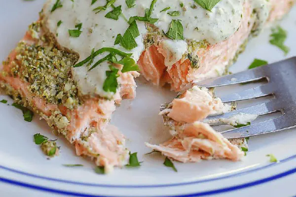 Salmão ao Pesto Cremoso