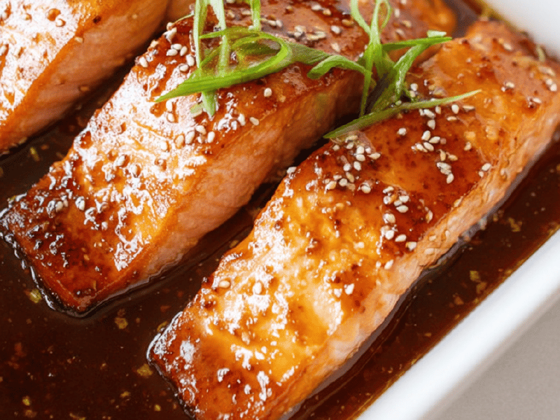 Salmão Glaceado com Açúcar Mascavo