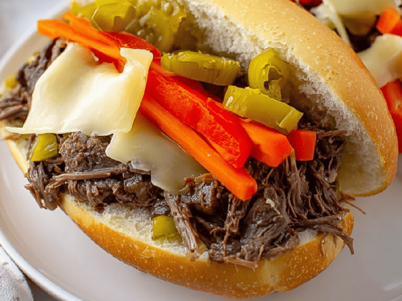 Sanduíche de Carne Italiana na Slow Cooker