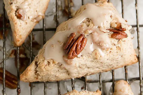 Scones de Maple com Twist de Noz
