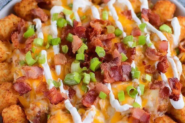 TaterTots com Queijo e Bacon
